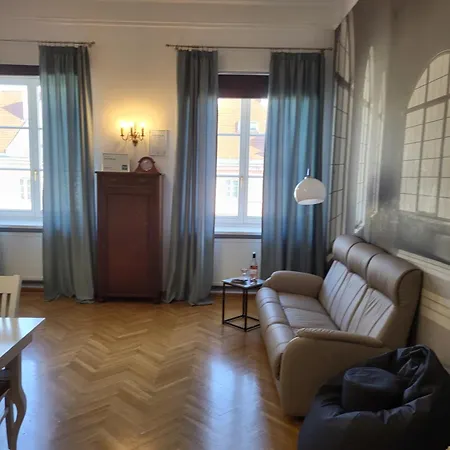 Novo Mundo Apartment *